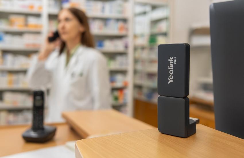 Yealink DECT USB Dongle (Wireless Add-On for Desk Phones)